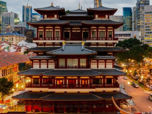 Chiêm bái chùa Răng Phật - địa điểm du lịch tâm linh nổi tiếng Singapore